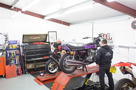 Motorcycle repair shop - Specialties: We repair mopeds ,dirtbikes ,scooters kawasaki,yamaha,suzuki and honda. Ducati (basic work),Can-am, and Harley Established in 2015. Our business started in the summer of 2005 and we slowly grew so moved to a bigger shop and to a city where there was more motorcycle population